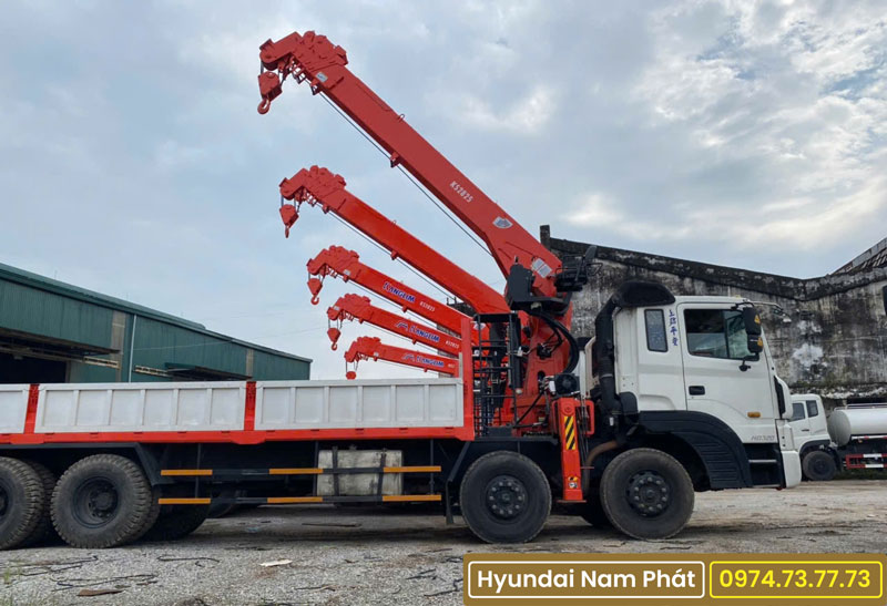 Xe Tải Hyundai 4 Chân HD320 Gắn Cẩu KangLim 10 Tấn KS2605